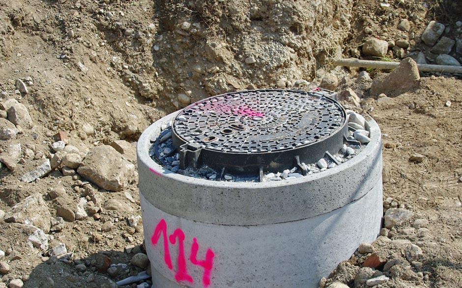 comment déboucher canalisation wc Le Bourget